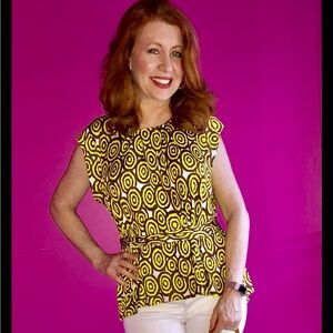 ITALIAN Yellow, Brown, & White Patterned Top with wrap tie. LIKE NEW BARGAIN!